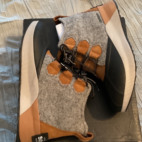 Sorel Out n About classic Boots - Picture 4 of 7